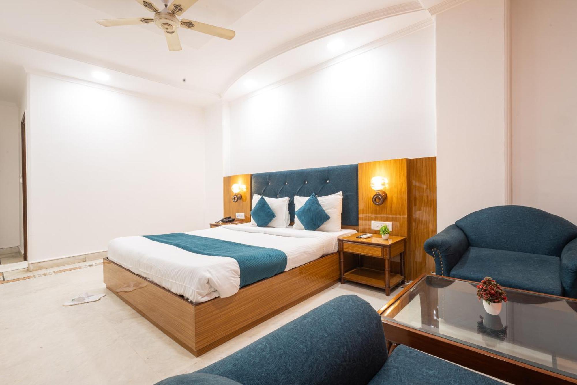 Hotel Panickers Residency - Ajmal Khan Market Near Karol Bagh Metro Delhi  Exterior foto