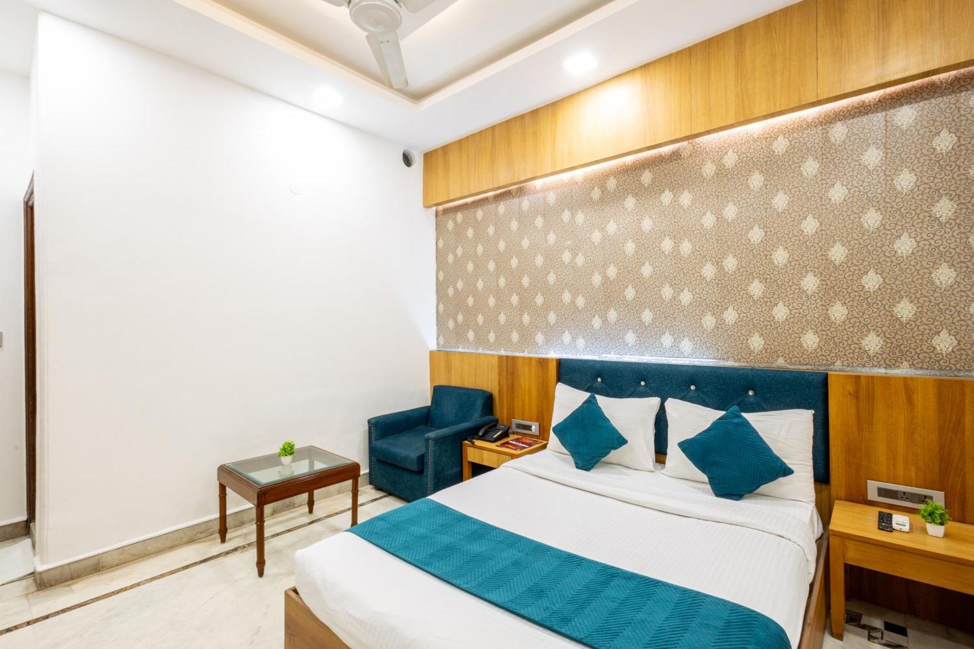 Hotel Panickers Residency - Ajmal Khan Market Near Karol Bagh Metro Delhi  Exterior foto