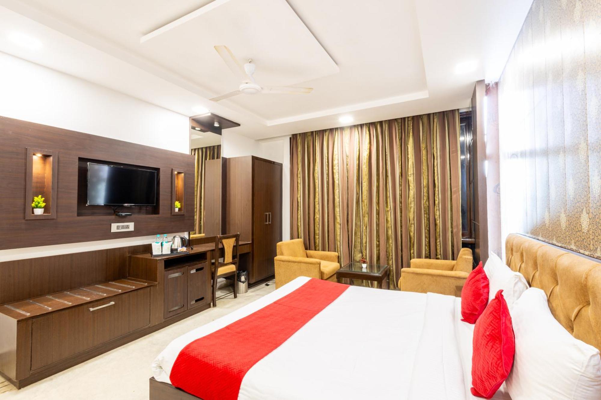Hotel Panickers Residency - Ajmal Khan Market Near Karol Bagh Metro Delhi  Exterior foto